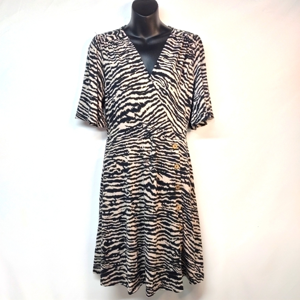 Suzanne Betro Women's V-Neck Black Tan Flare Sleeve Dress Size S NWT